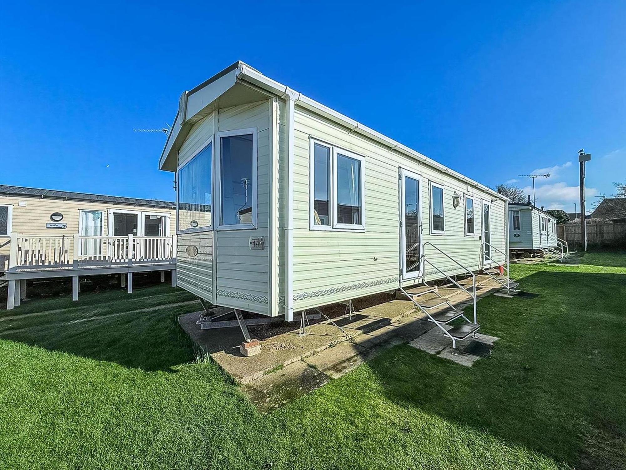 Lovely 6 Berth Caravan For Hire At Manor Park In Hunstanton Norfolk Ref 23044S מראה חיצוני תמונה